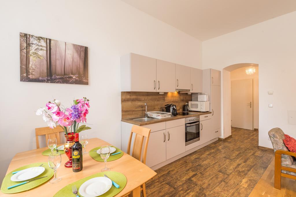 Goldfisch Apartment Am Augartenpark Вена Экстерьер фото
