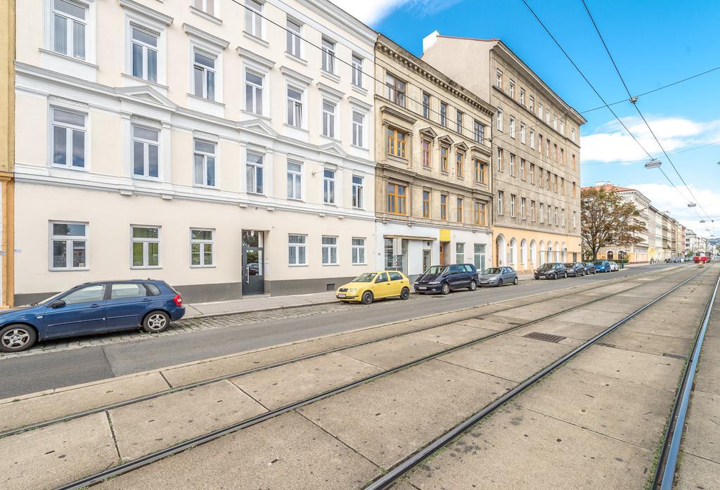 Goldfisch Apartment Am Augartenpark Вена Экстерьер фото