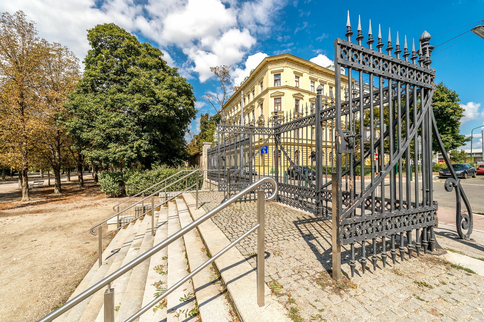 Goldfisch Apartment Am Augartenpark Вена Экстерьер фото
